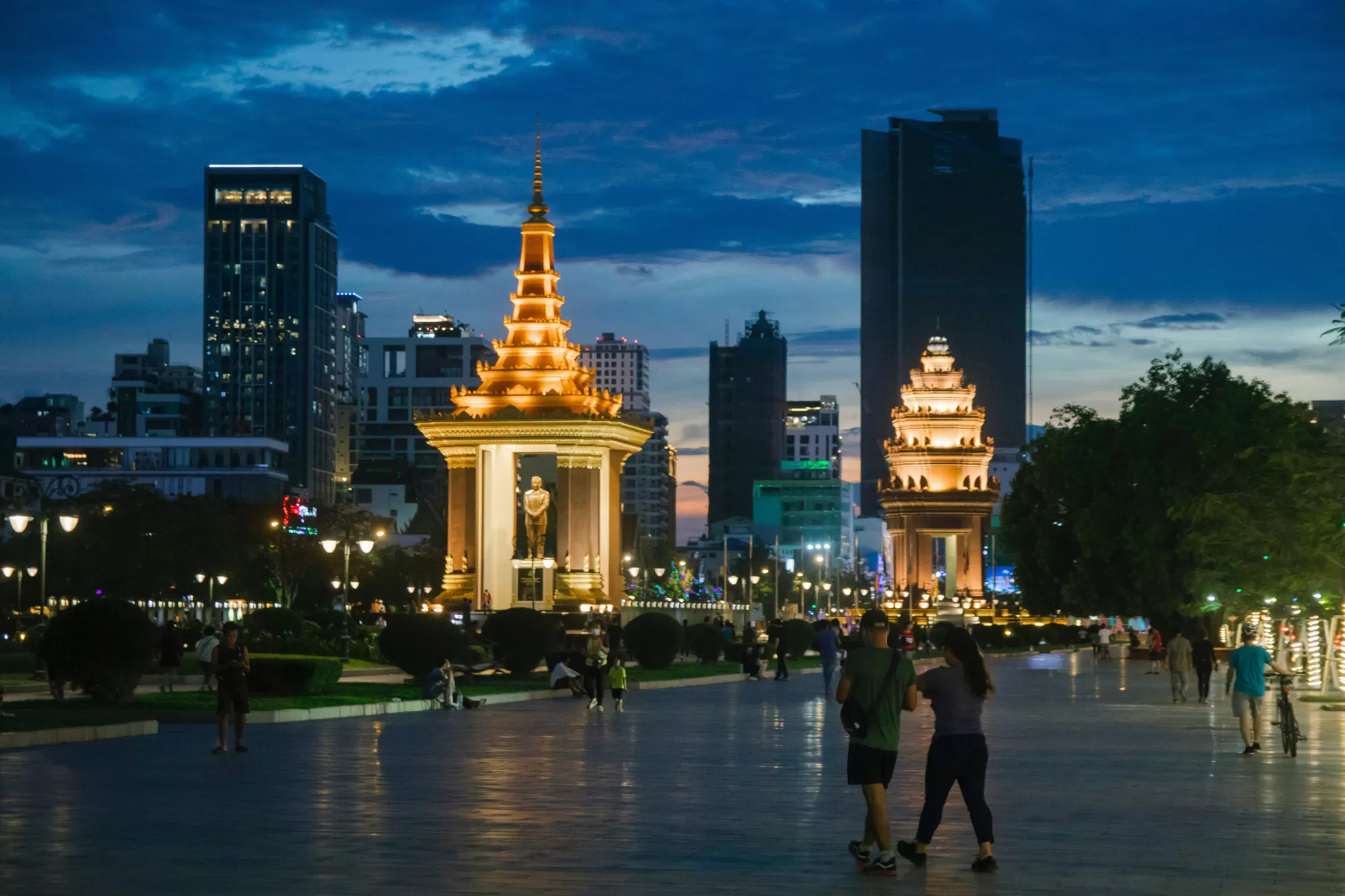PHNOM PENH AND SURROUNDING TOUR 5 DAYS - 4 NIGHTS