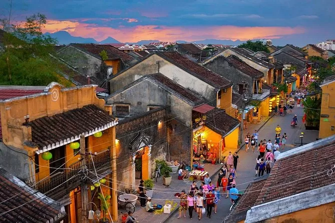 HOIAN FOOD TOUR HALF DAY