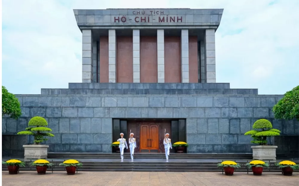 HANOI CITY AND LACQUER VILLAGE 1 DAY