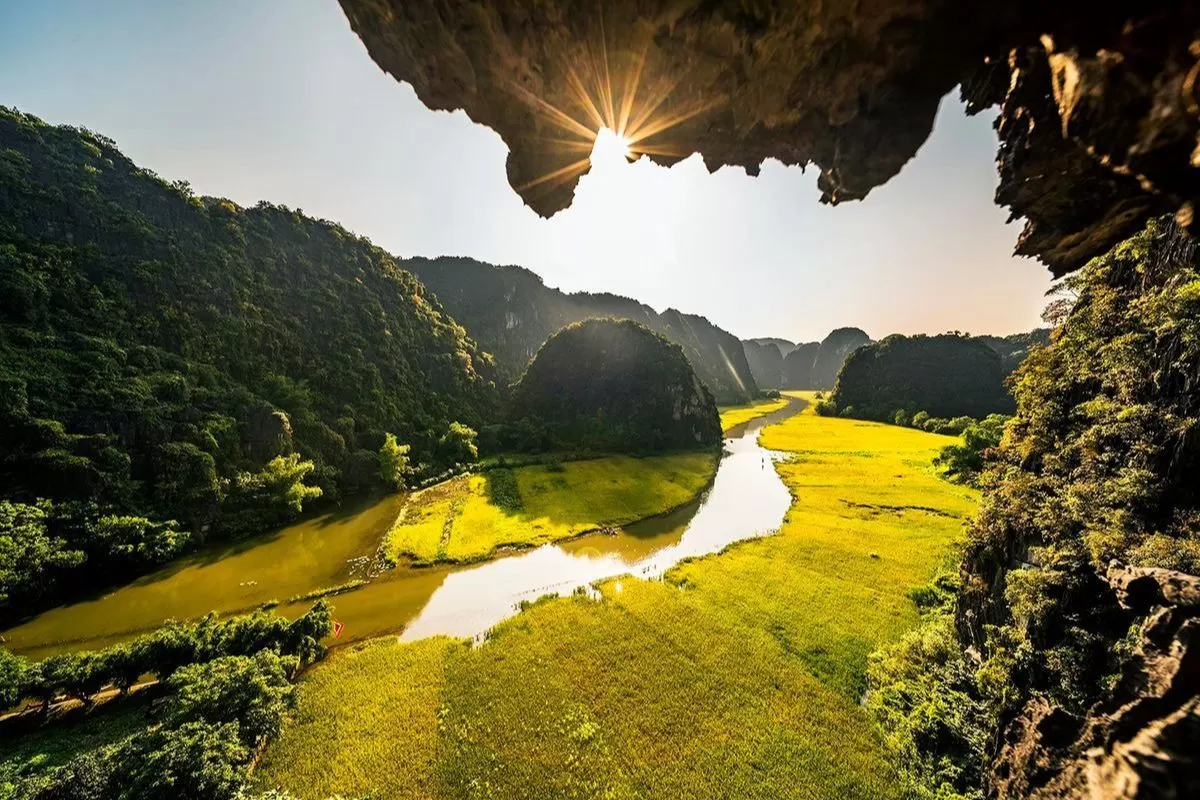 VIETNAM HIDDEN CHARM 12 DAYS - 11 NIGHTS