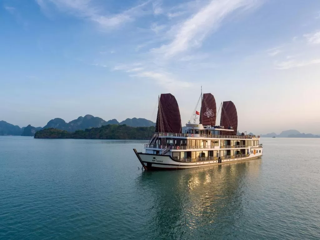 ORCHID TRENDY CRUISE (2 DAYS – 1 NIGHT)
