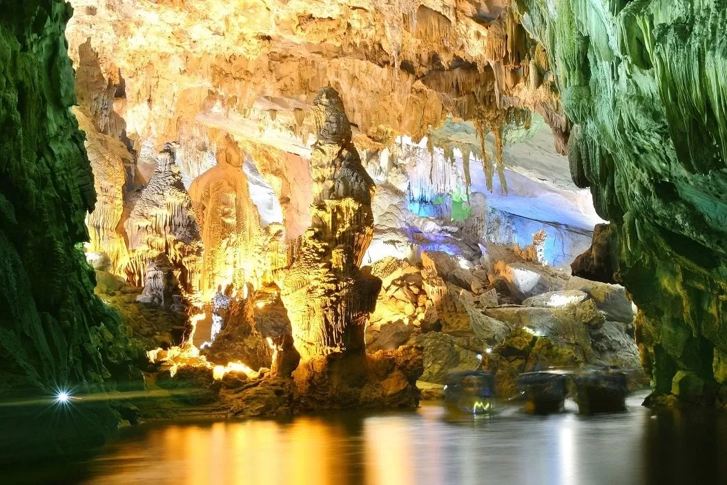THE BEST DISCOVER PARADISE CAVE AND DARK CAVE (QUANG BINH - QUANG TRI)